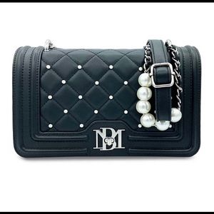 BADGLEY MISCHKA PEARL CROSSBODY PURSE ROUND LETTER BM-4135